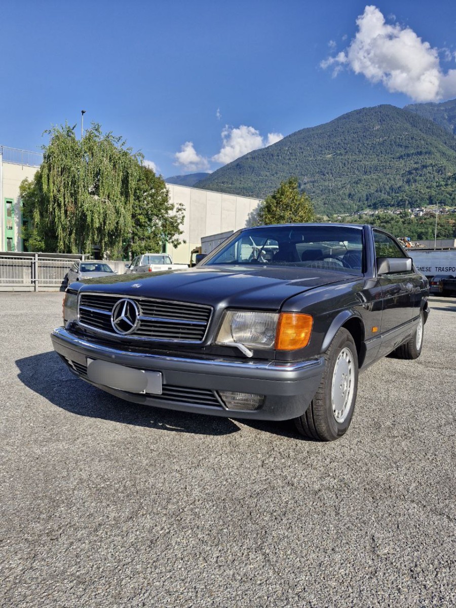 Mercedes-Benz 560 Sec Coupè (300 CV)